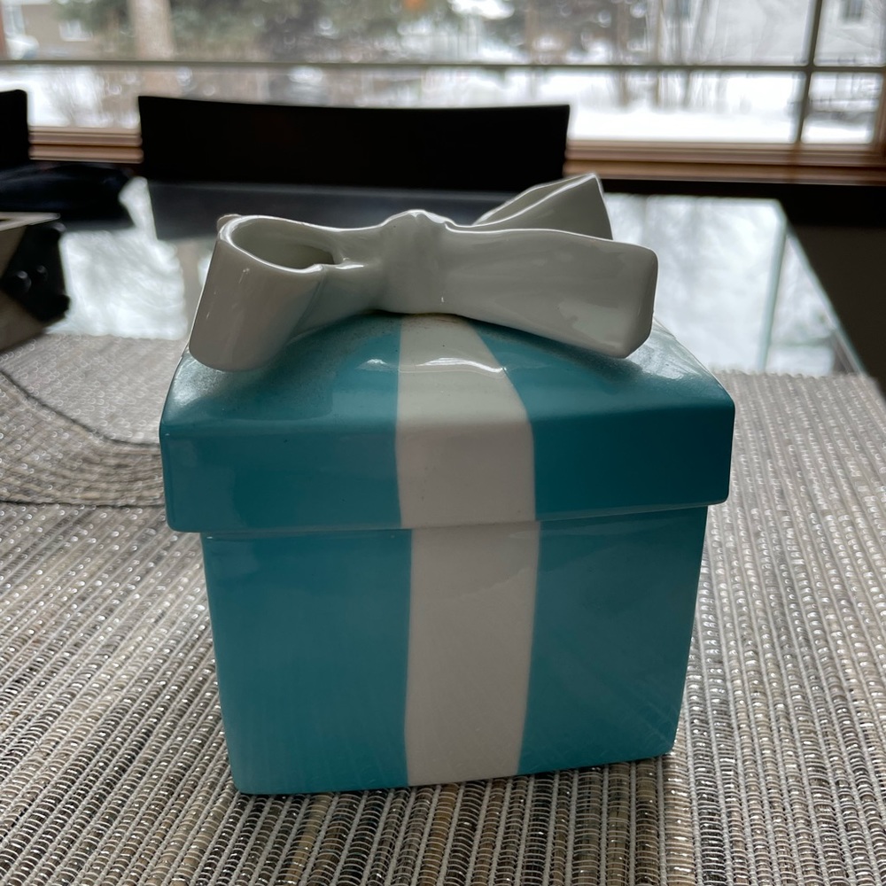 Tiffany & co. Jewelry box or gift box a Tiffany collectible